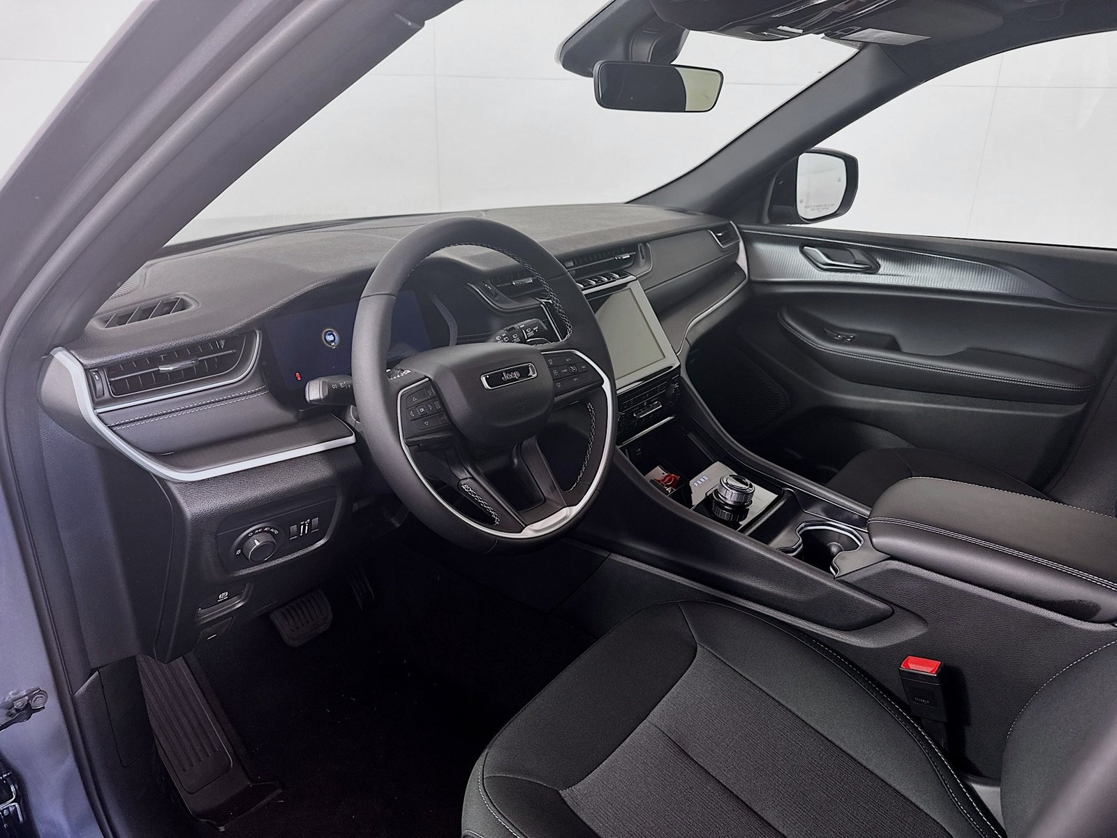 New 2026 Jeep Grand Cherokee Laredo X AWD/4WD image 9
