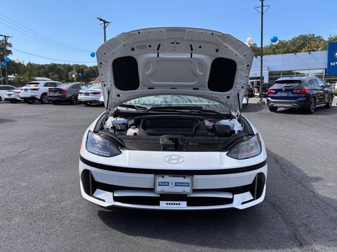 Used 2024 Hyundai Ioniq 6 SEL AWD/4WD image 10