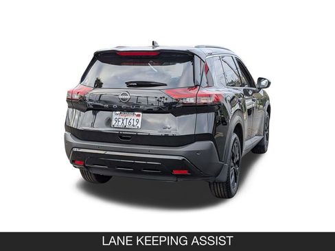 Certified 2023 Nissan Rogue SV w/ Premium Package w/ SV Premium B Package FWD image 8