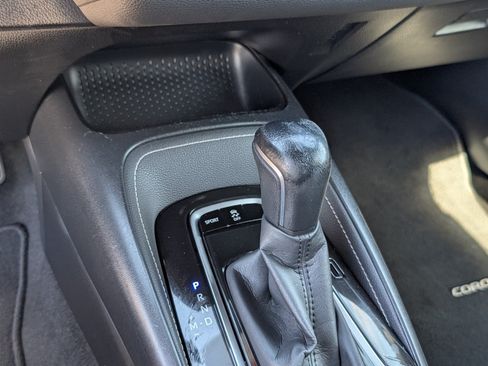 Used 2021 Toyota Corolla SE w/ Carpet Mat Package (TMS) FWD image 16
