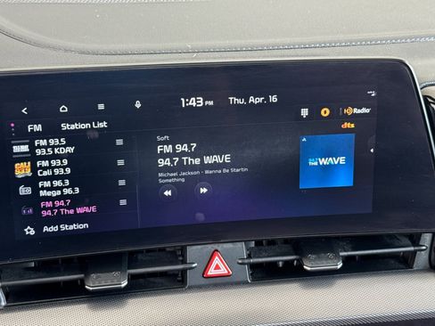 Used 2023 Kia Sportage SX image 17