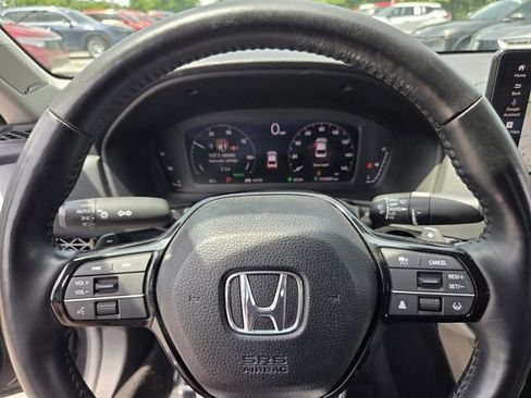 Used 2025 Honda Accord Touring image 25