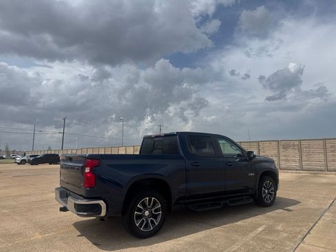 Used 2022 Chevrolet Silverado 1500 LT w/ Texas Edition Plus RWD image 22