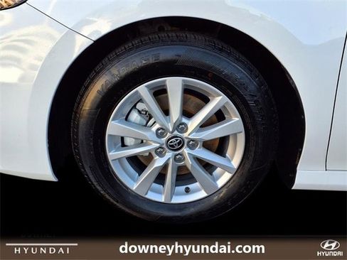 Used 2025 Toyota Camry LE image 5