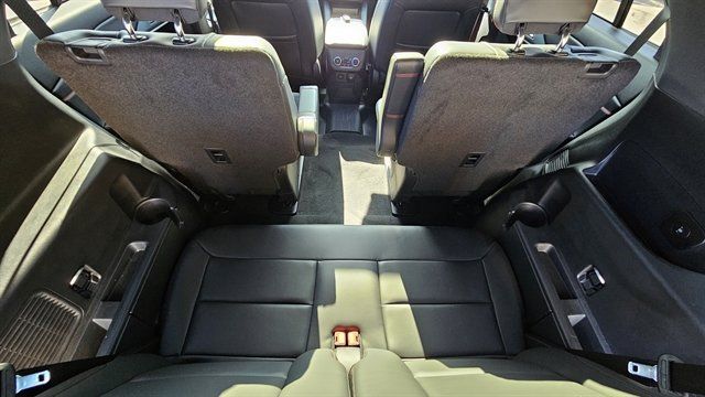 Used 2026 Ford Explorer ST AWD/4WD image 38