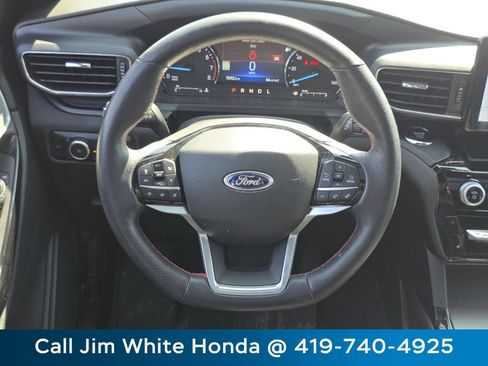 Used 2023 Ford Explorer ST-Line w/ Class IV Trailer Tow Package AWD/4WD image 28