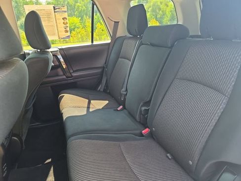 Used 2019 Toyota 4Runner TRD Off-Road AWD/4WD image 14