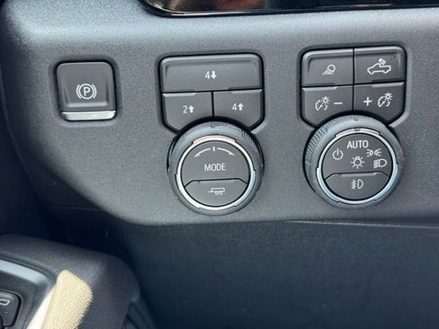 New 2026 Chevrolet Silverado 2500 LT AWD/4WD image 21