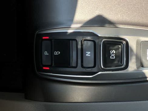 Used 2022 Honda Pilot Special Edition image 16
