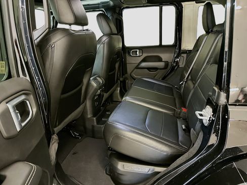 Used 2023 Jeep Wrangler Sahara w/ Safety Group image 29