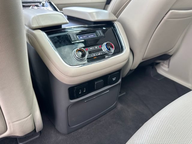 Used 2018 Lincoln Navigator Reserve w/ Technology Package AWD/4WD image 27