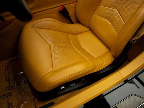 Used 2023 Chevrolet Corvette Stingray Premium Cpe w/ Z51 Performance Package RWD image 36