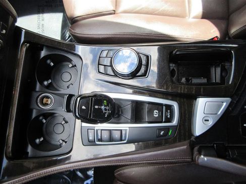 Used 2016 BMW 550i Sedan image 16