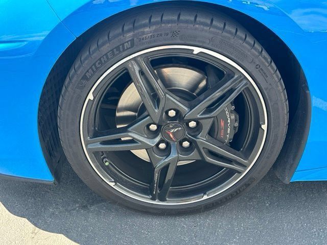 Used 2021 Chevrolet Corvette Stingray Preferred Conv w/ Z51 Performance Package RWD image 14