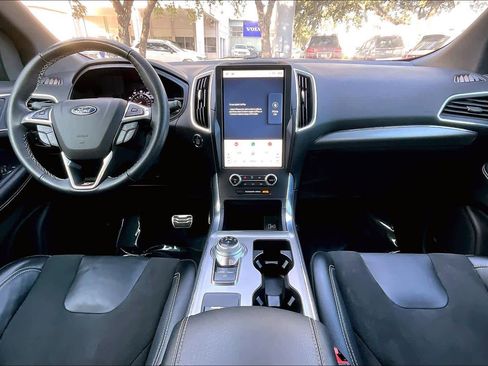 Used 2023 Ford Edge ST image 15