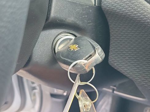 Used 2019 Chevrolet Cruze LT FWD image 34