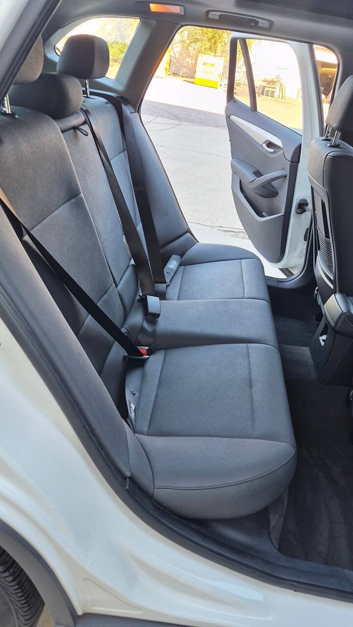 Used 2015 BMW X1 sDrive28i RWD image 39