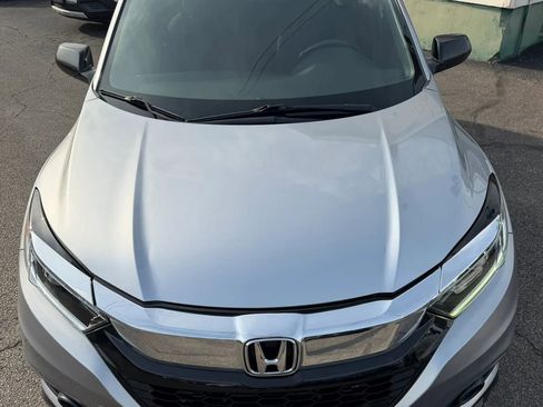 Used 2019 Honda HR-V Sport image 12