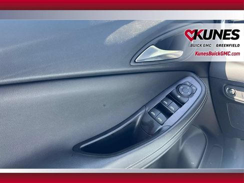 Used 2025 Buick Encore GX Preferred FWD image 14