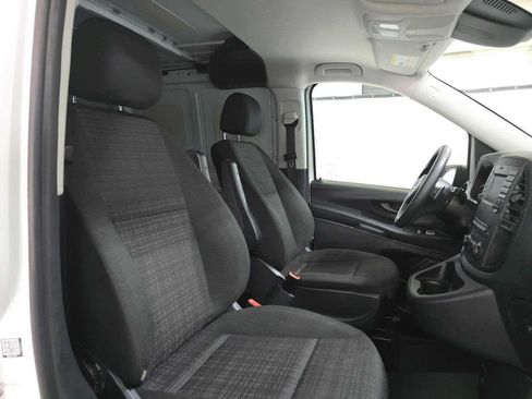 Used 2020 Mercedes-Benz Metris image 21