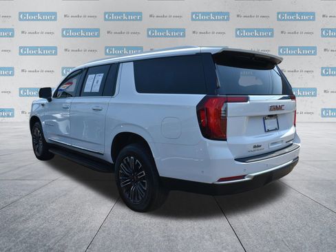 Used 2025 GMC Yukon XL Elevation w/ Elevation Premium Package AWD/4WD image 8