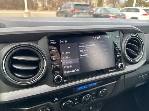 Used 2021 Toyota Tacoma TRD Off-Road image 23