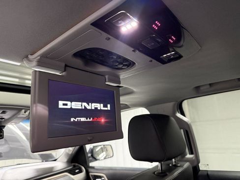 Used 2018 GMC Yukon XL Denali w/ Denali Ultimate Package image 29