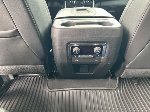 Used 2022 Chevrolet Tahoe LT w/ LT Signature Package AWD/4WD image 25