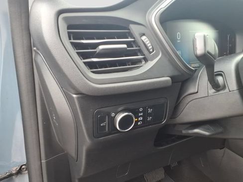 Certified 2024 Ford Escape Active AWD/4WD image 18