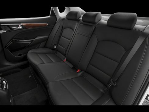 Used 2018 Kia Cadenza Premium w/ Luxury Package FWD image 65