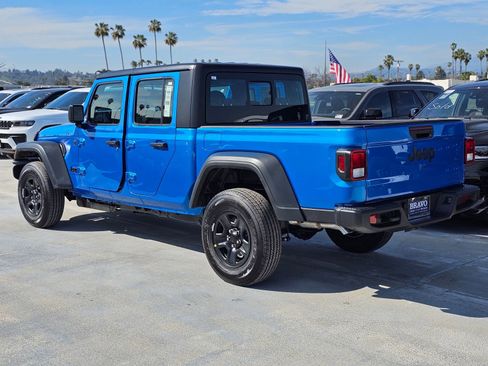 New 2026 Jeep Gladiator Sport AWD/4WD image 5