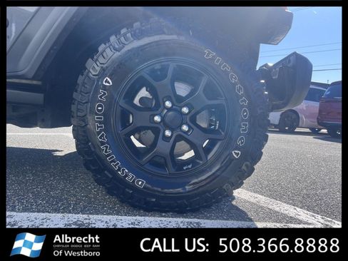 Used 2023 Jeep Wrangler Willys image 34