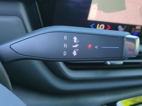 Used 2026 Chevrolet Silverado EV LT AWD/4WD image 22