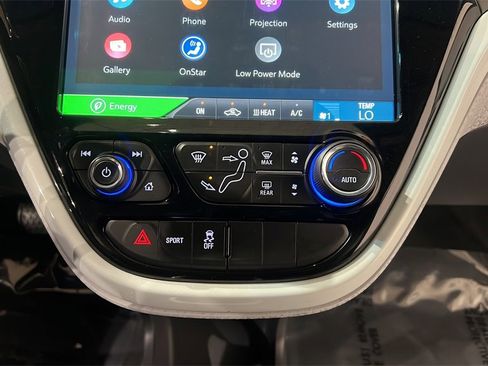 Used 2020 Chevrolet Bolt LT image 27