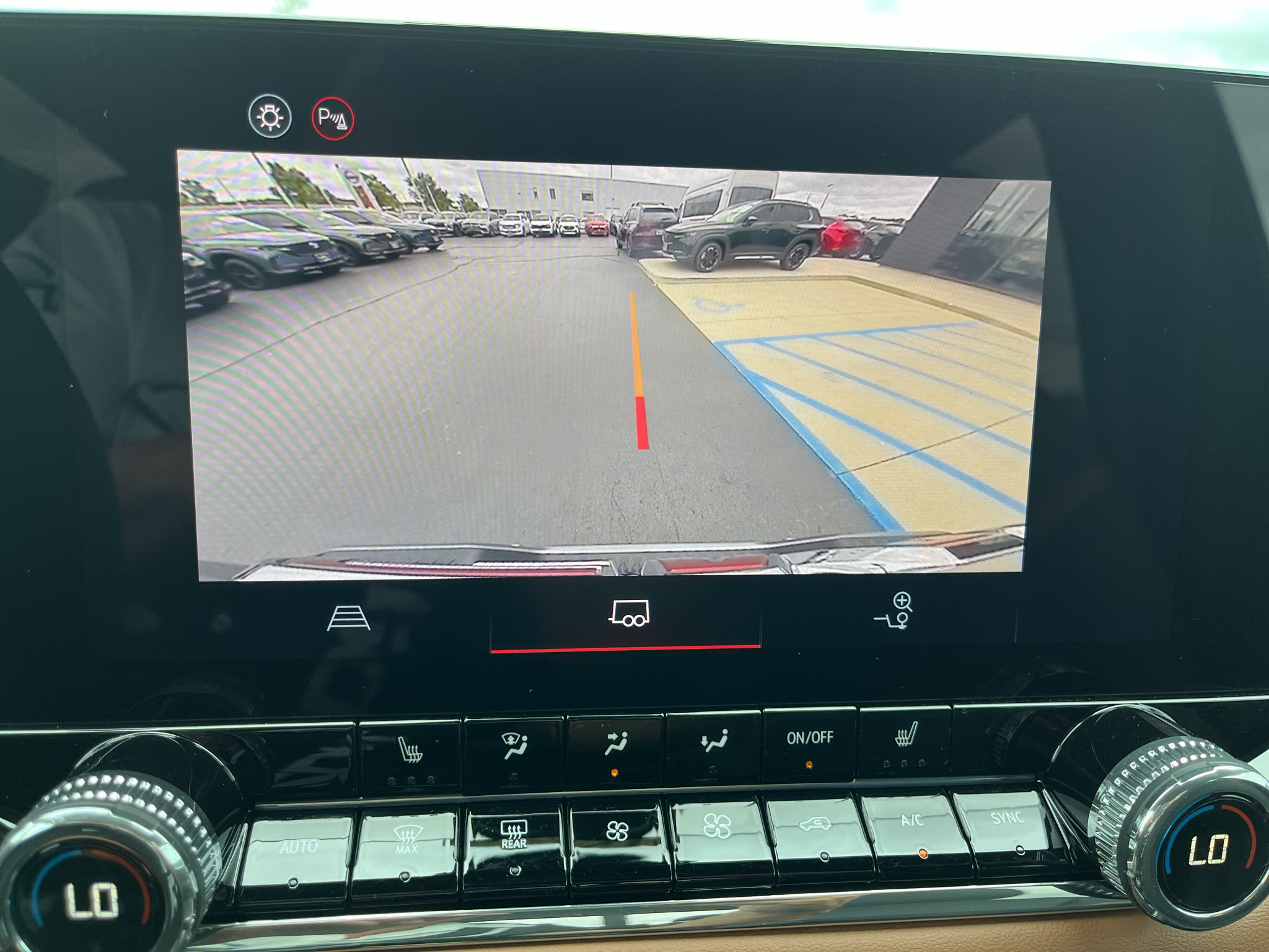 Used 2025 GMC Canyon AT4 AWD/4WD image 23