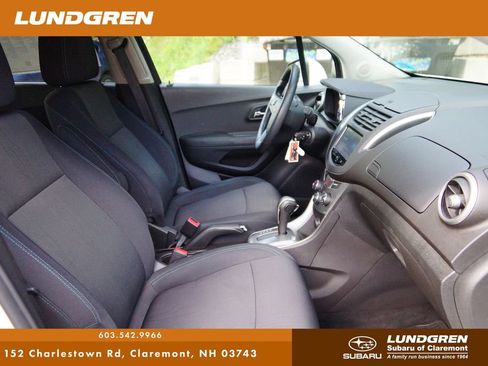 Used 2016 Chevrolet Trax LT w/ LPO, Protection Package AWD/4WD image 9