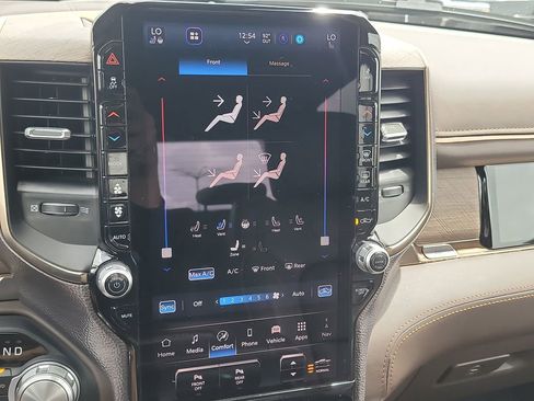 Certified 2025 RAM 1500 Limited image 21