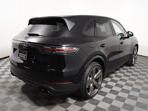 Used 2022 Porsche Cayenne Platinum Edition AWD/4WD image 6