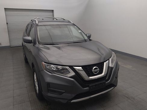 Used 2017 Nissan Rogue SV FWD image 14