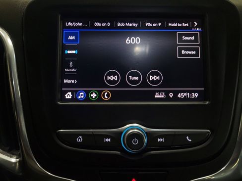 Used 2020 Chevrolet Equinox LT image 25