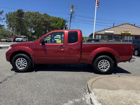 Used 2014 Nissan Frontier SV AWD/4WD image 5