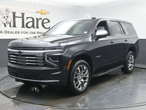 New 2026 Chevrolet Tahoe Premier w/ Sun And Tow Package AWD/4WD image 13