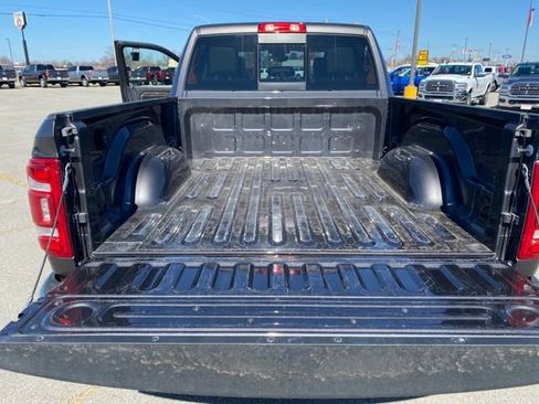 Used 2021 RAM 2500 Laramie AWD/4WD image 25