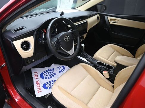 Used 2017 Toyota Corolla L image 19