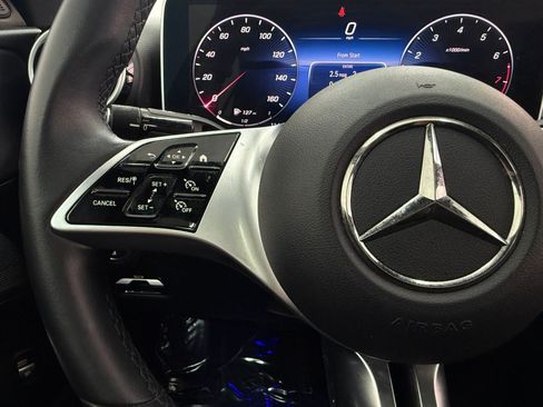 Used 2024 Mercedes-Benz C 300 Sedan image 13