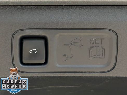 Used 2024 Ford Expedition Max XLT image 31