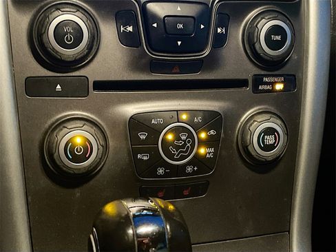 Used 2012 Ford Edge SEL image 15