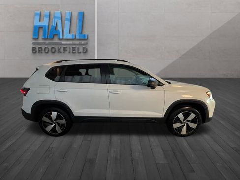 Certified 2025 Volkswagen Taos S AWD/4WD image 7