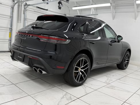 Certified 2023 Porsche Macan S AWD/4WD image 11