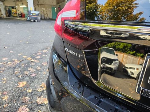 Used 2019 Honda Clarity Plug-In Hybrid image 15